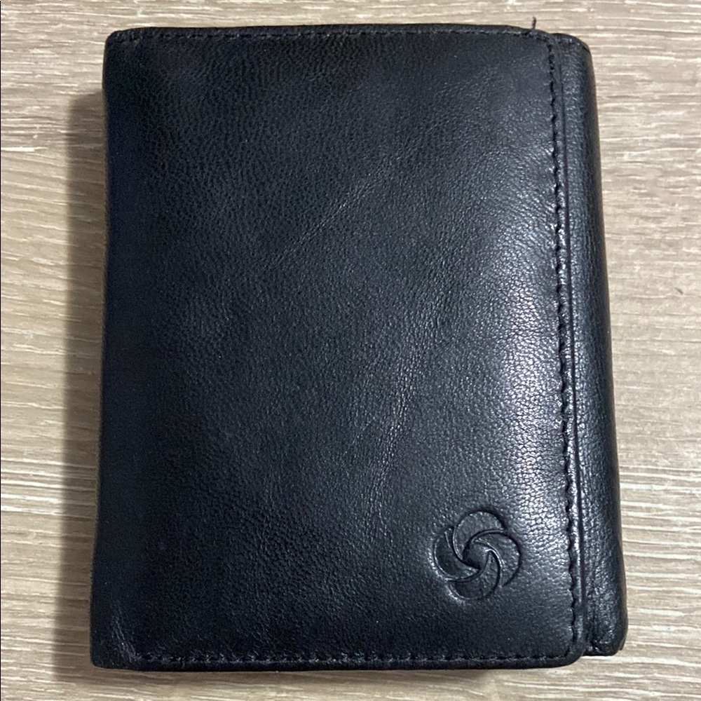 Vintage Samsonite Genuine Leather Black Wallet with Calculator